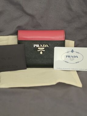 AUTHENTIC Prada Black & Pink Saffiano Leather Card Wallet with Gold-tone Logo